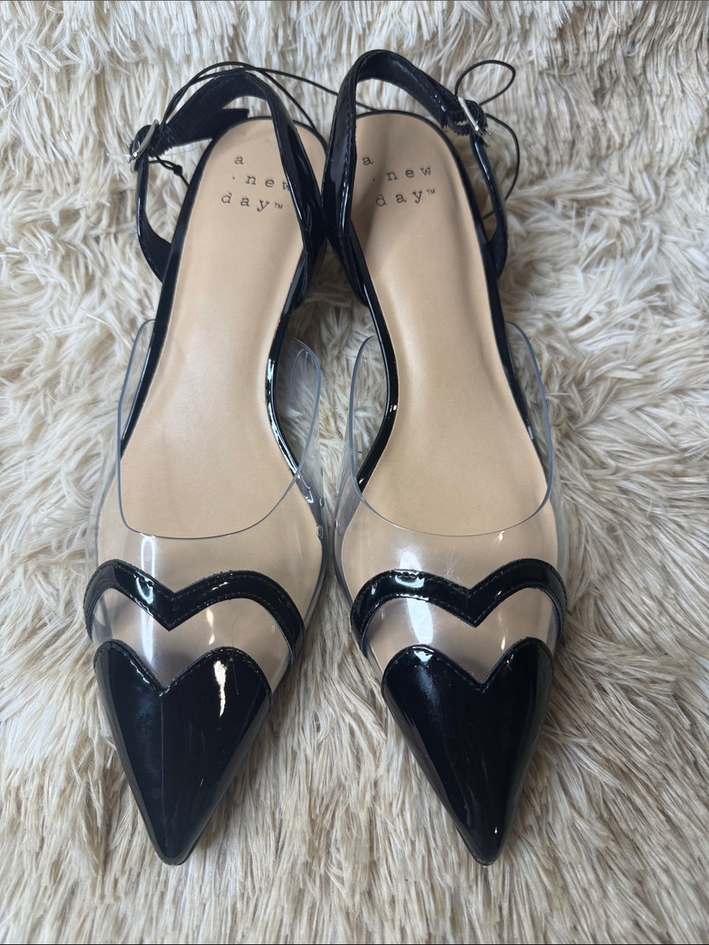 A New Day Womens Eleanor Heart Kitten Heels Clear And Black Strap